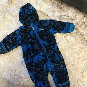 NWOT Columbia fleece onesie size 3-6mo
